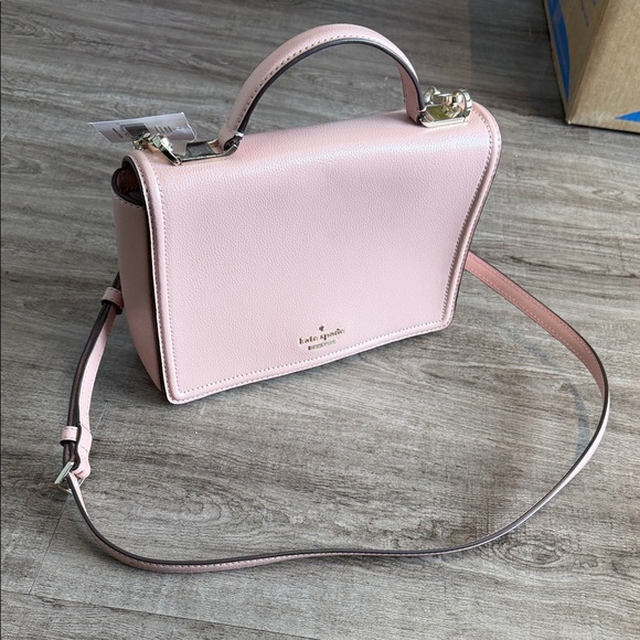 kate spade Handbags - Kate Spade Blush Crossbody Bag